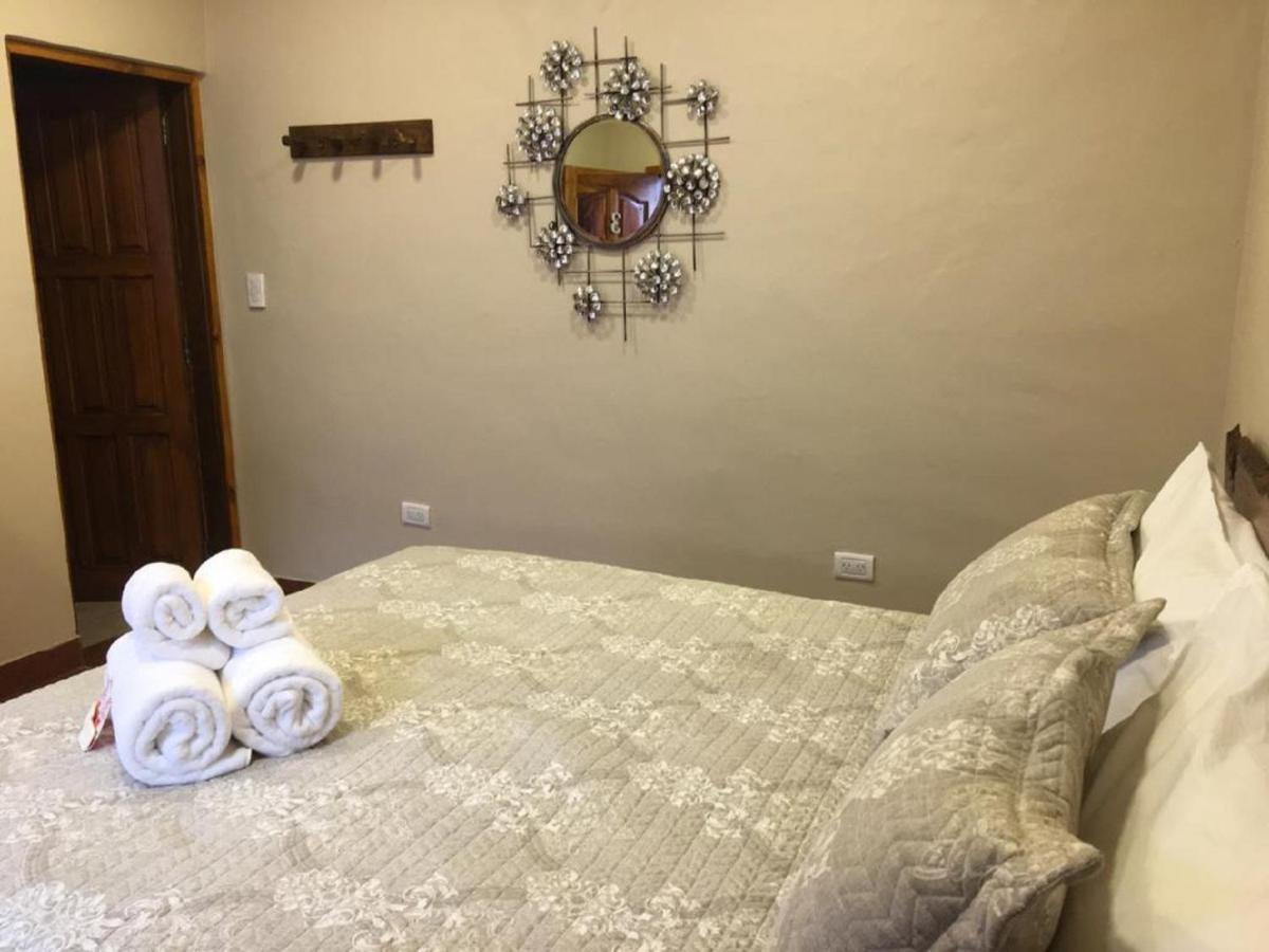 Ambay Suites & Dorms Пуерто-Іґуасу Екстер'єр фото